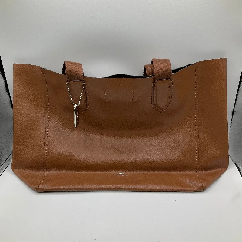 Tote Designer By Coach, Size: Small