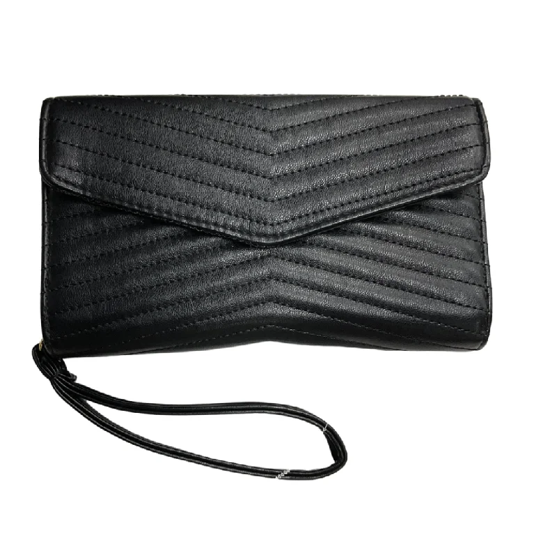 Wristlet By Clothes Mentor, Size: Large