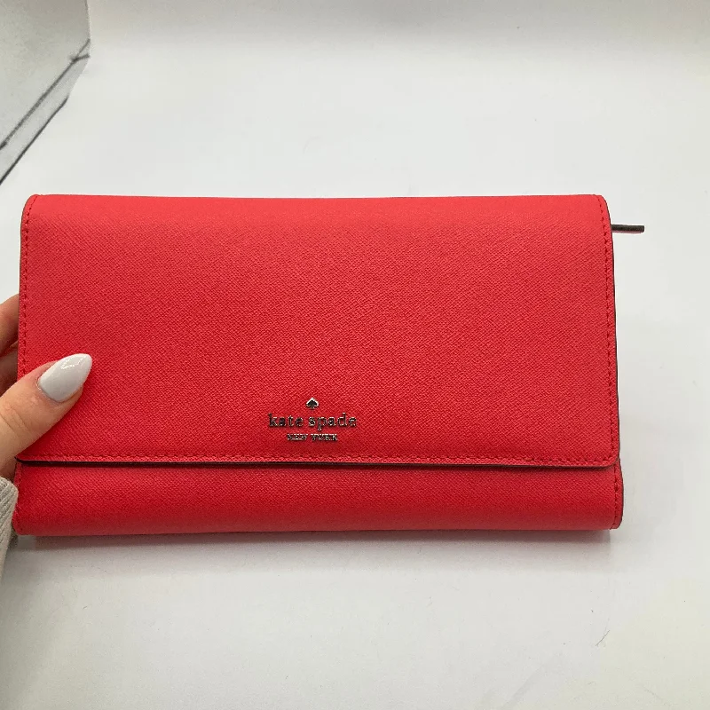 Clutch Designer By Kate Spade, Size: Medium