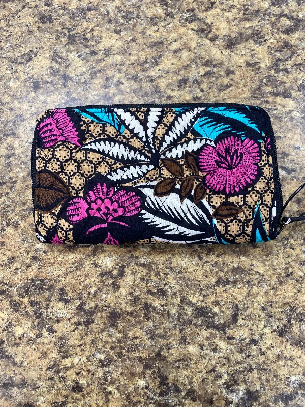 Wallet By Vera Bradley  Size: Large