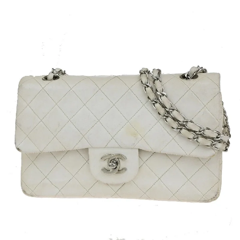 Chanel Timeless 23  Leather Shoulder Bag (Pre-Owned)